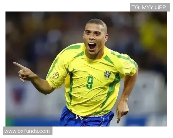 足球巨星赛场外的生活日常与真实故事揭秘