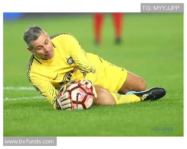 足球球星为何频频被曝花心私生活背后真相令人深思 足球球星为何频频被曝花心私生活背后真相令人深思